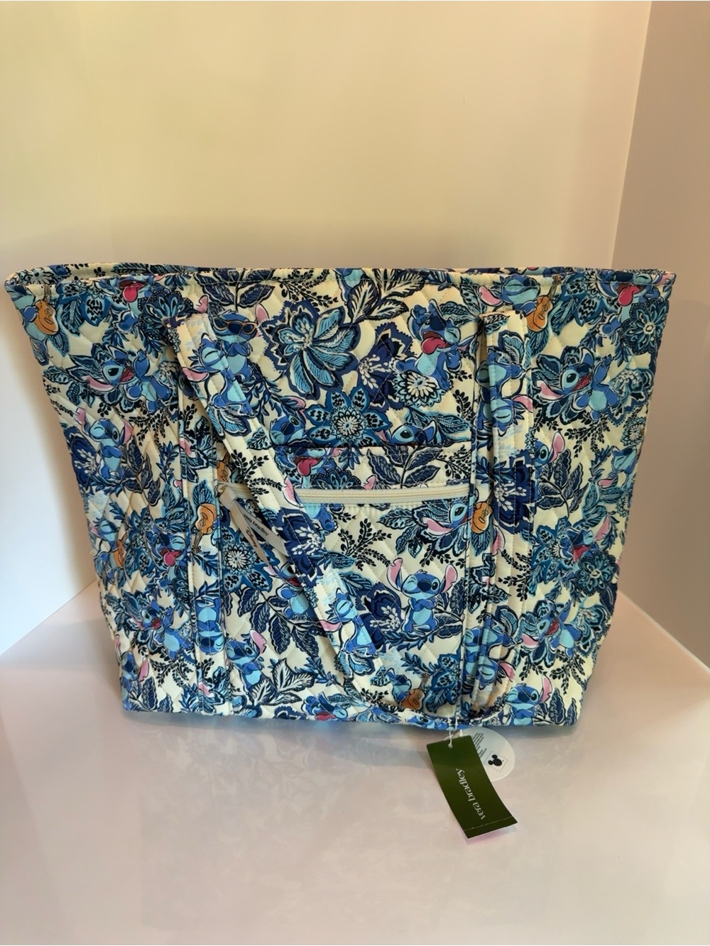 NWT Vera Bradley x Disney Original Vera Tote in Stitch Leafy Blooms